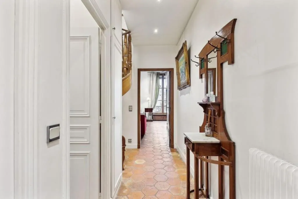Marais Historical Center Parisian Apartment 3Br